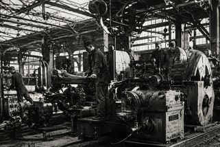 Reparace, které nikdy nepřišly. Jak Československo po válce přišlo o miliardy - Médium.cz